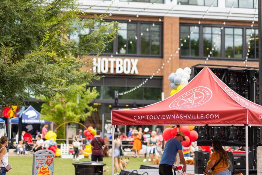 Hot Diggity Dog 2023 Lawn 4